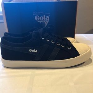 Women’s Gola Sneakers 10